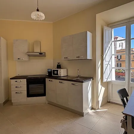 Apartamento Downtown - Piazza Costituzione