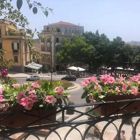 Downtown - Piazza Costituzione Apartamento